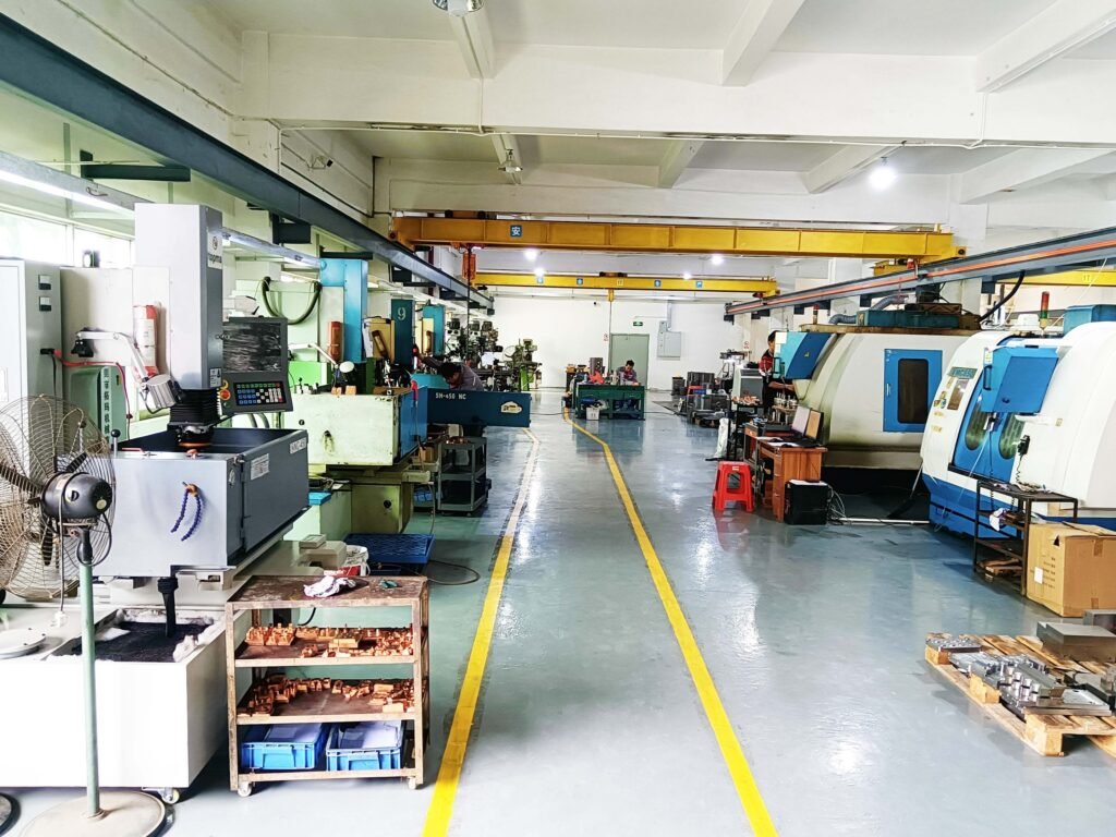 cnc manufacturing center dJob98L4R7TeaVyJ