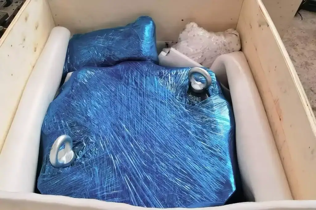 packaging for die casting mold.jpg A1a5EpZZQPtG6yE2